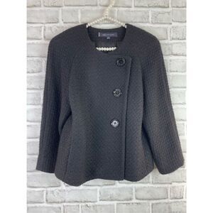 Ann Kline Black Swing Side Button Jacket Classic 
Size 4